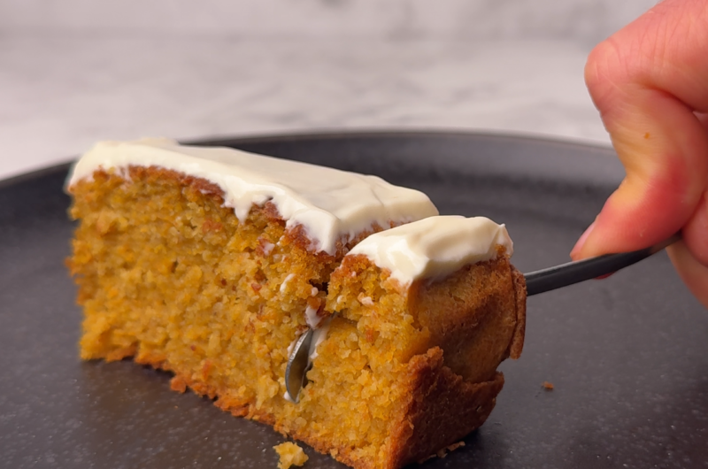 Wilgotne marchewkowe ciasto by zerobase